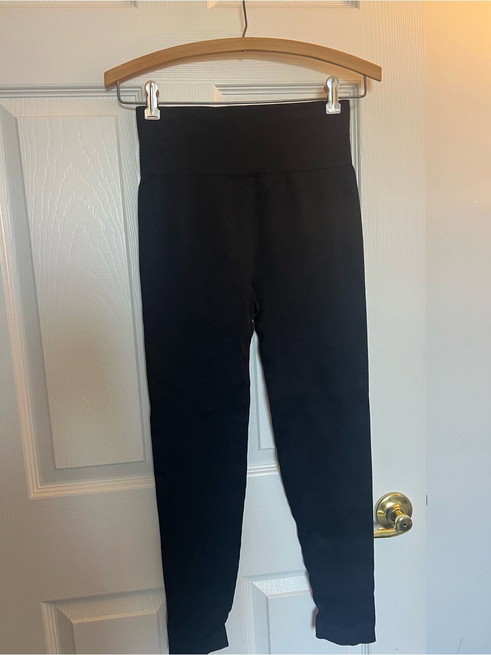 Black Workout Set - Picture 3 of 4
